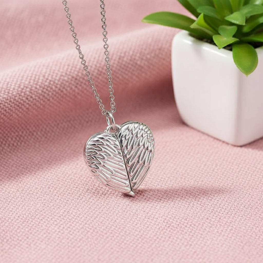 Angel wing necklace