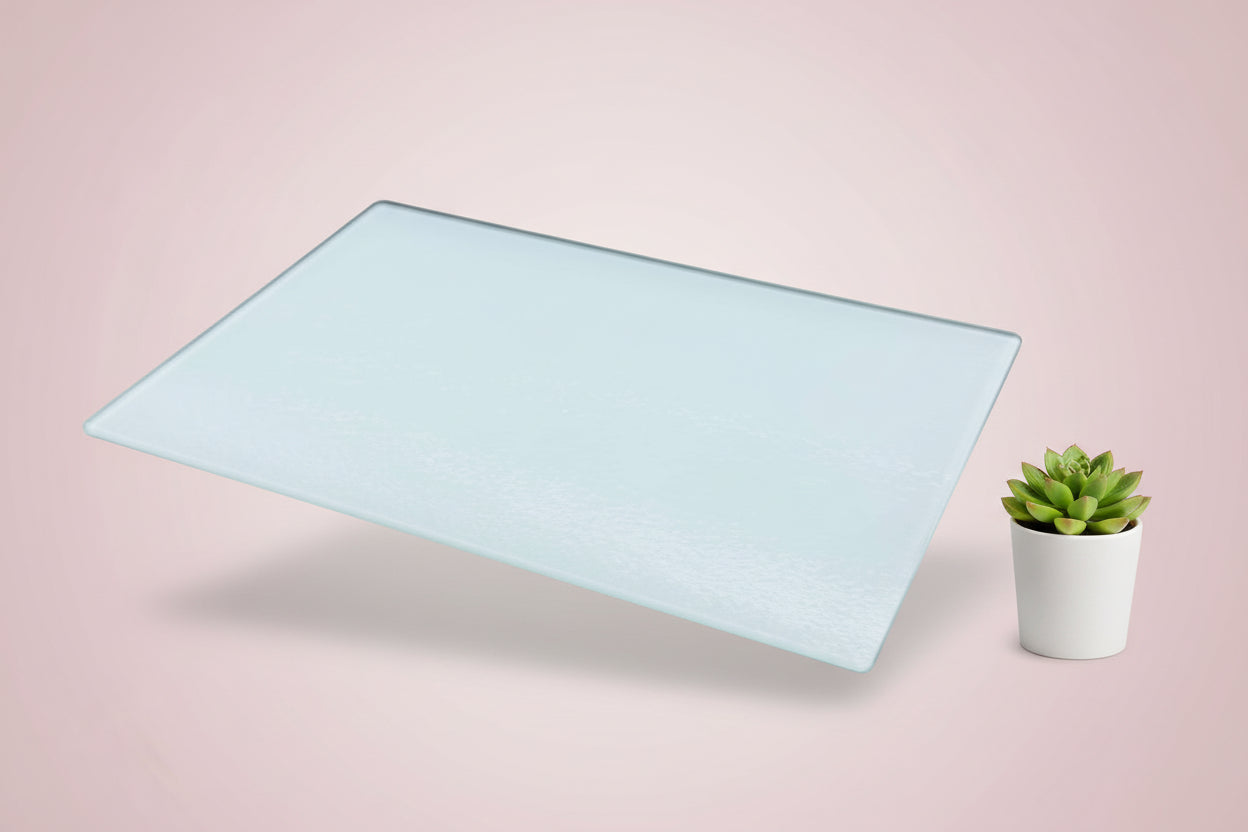 Cutting Board(Textured; Rectangular; 18cm x 27cm; Each; Glass)