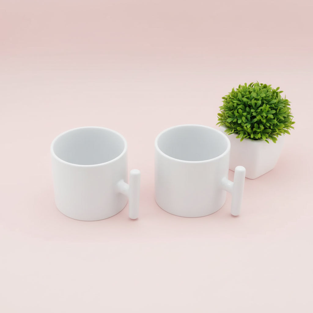 2x T-Handle Mugs
